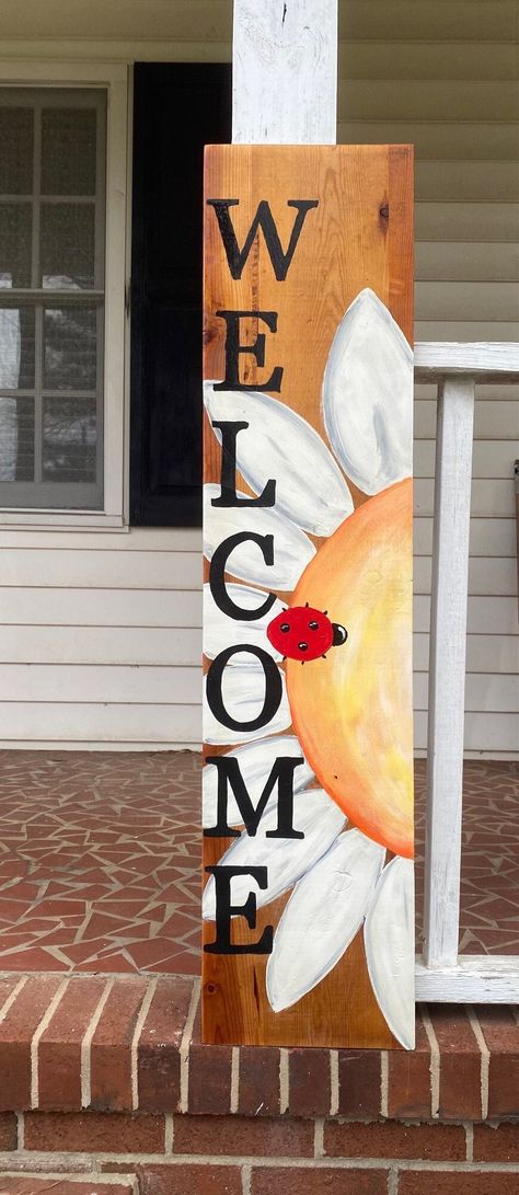 Sunflower And Ladybug, Welcome Signs Front Door, Painted Wooden Signs, Welcome Board, Door Signs Diy, Board Painting, Wooden Welcome Signs, Front Porch Signs, Porch Welcome Sign