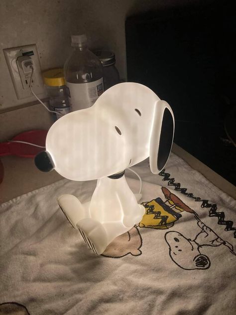 Snoopy Items, Snoopy Stuff, Snoopy Dog, Cute Furniture, Snoopy Images, Snoopy Wallpaper, Snoopy Pictures, Snoop Dog, Snoopy Love