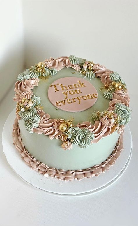 50 Cute Vintage Style Cake Delight Ideas : Mint Green & Mauve Cake Simple Cake Decorating Ideas Birthday, Mint Green Cake Design, Vintage Style Cakes, Green Cake Design Simple, Aesthetic Birthday Cake Vintage, Vintage Birthday Cake Aesthetic, Birthday Cake Aesthetic Green, Green Cake Aesthetic, Pink And Green Birthday Cake