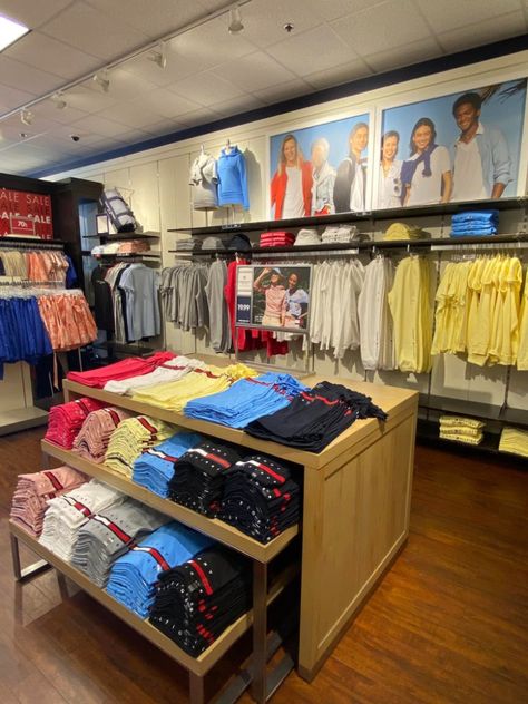 Tommy Hilfiger at the Lake Buena Vista Factory Stores. UP TO 70% OFF ENTIRE STORE. PLUS, 15% OFF YOUR PURCHASE OF $100+ OR 10% OFF YOUR ENTIRE PURCHASE. VALID JULY 13 – 19. Promo Code: 631712013509. More great deals throughout the store. Exclusions may apply. Sale is subject to change. Loft Outlet, At The Lake, Outlet Store, Premium Brands, Showroom, Tommy Hilfiger, Kids Fashion, Great Deals, Lake