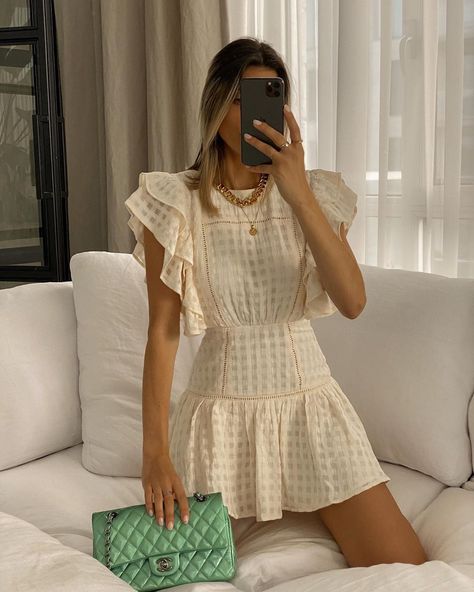 Scandi Fashion, Elegant Dresses Short, White Summer Dress, Short Summer Dresses, Dressy Dresses, Short Dresses Casual, White Dress Summer, Mode Inspo, Looks Chic