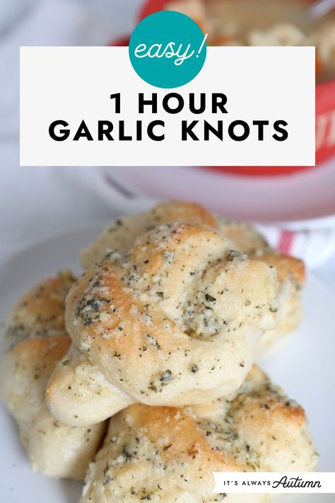 Easy! 1 hour garlic knots. Pastas Salads, Easy Bread Recipe, Garlic Knots Recipe, Bread Winners, Garlic Knots, Best Bread Recipe, Dinner Rolls Recipe, Baked Garlic, Easy Bread Recipes