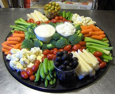 Vegetable Tray, Relish Tray, Vegetable Platter, Relish Trays, Party Food Platters, Veggie Tray, Snacks F�ür Party, Food Trays, Food Platters