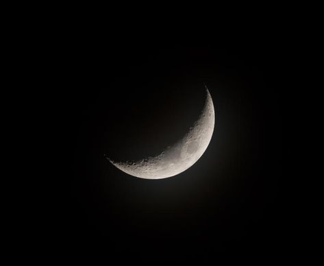 Waxing Crescent Tattoo, Waxing And Waning Moon Tattoo, Moon Crescent, Waxing Moon Tattoo, Waxing Moon Aesthetic, Crescent Moon Meaning, Waxing Crescent Moon Drawing, Waxing Crescent Moon Tattoo, Waxing Crescent Moon Aesthetic