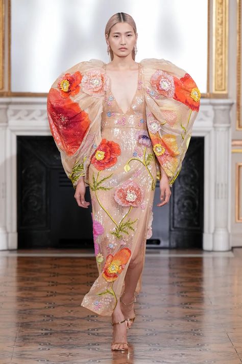 Fall 2022 Couture, 2022 Couture, Rahul Mishra, Haute Couture Paris, Floral Fashion, Winter 2022, Fall 2022, Embroidery Fashion, India Fashion