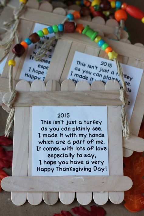 Thanksgiving Handprint Art, Montessori Gifts, Thankful Crafts, Thanksgiving Handprint, Prek Homeschool, Handprint Turkey, Thanksgiving Classroom Activities, Preschool Thanksgiving, Fun Thanksgiving Crafts