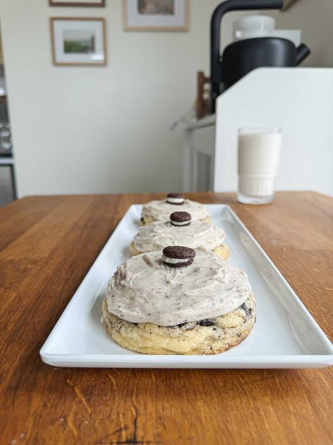 These Cookies and Cream Sourdough Cookies are extra soft, chewy, and stuffed with big chunks of homemade Oreo cookies. Sourdough Cookies And Cream Cookies, Jesha’s Bakery, Sourdough Oreo Cookies, Sourdough Monster Cookies, Sourdough Snickerdoodle Cookies, Sourdough Cookies Recipe, Sourdough Cookies, Homemade Oreo Cookies, Sourdough Breads