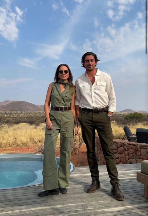 @laurandnicolas Elegant Safari Outfit, Africa Honeymoon Outfits, Safari Vacation Outfit, Outfits For South Africa, Africa Trip Outfits, Africa Safari Outfits, Safari Inspired Outfit, Cape Town Outfits, African Safari Outfit