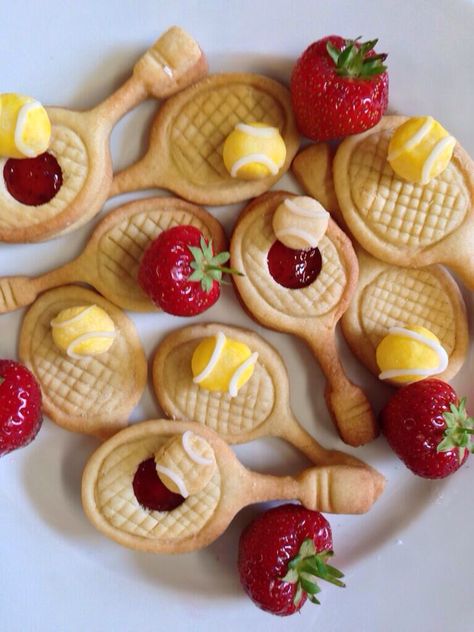 Jammy Wimbledon racquets and fondant balls Wimbledon Party Food, Tennis Themed Party, Frances Quinn, Tennis Birthday Party, Wimbledon Party, Tennis Birthday, Tennis Party, Wimbledon Tennis, Finger Sandwiches