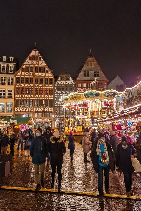 The Frankfurter Weihnachtsmarkt is one of the best Christmas Markets in Europe. In our latest blog post, we're sharing everything you need to know about visiting the Christmas Market in Frankfurt am Main, Germany. Bruges Christmas Market, Frankfurt Christmas, Bruges Christmas, Christmas Markets Germany, Christmas In Germany, German Christmas Markets, Christmas In Europe, Best Christmas Markets, Christmas Markets Europe