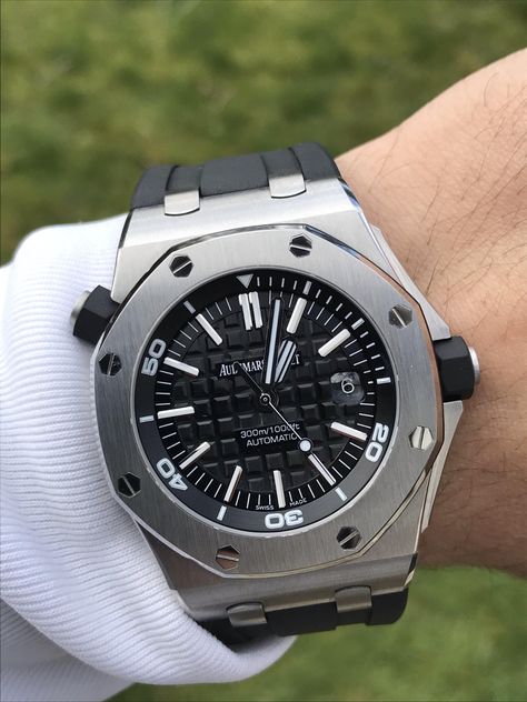 David Beckham Style, Beckham Style, Audemars Piguet Royal Oak Offshore, Royal Oak Offshore, Mens Fashion Casual Outfits, Audemars Piguet Royal Oak, David Beckham, Royal Oak, Luxury Watches For Men