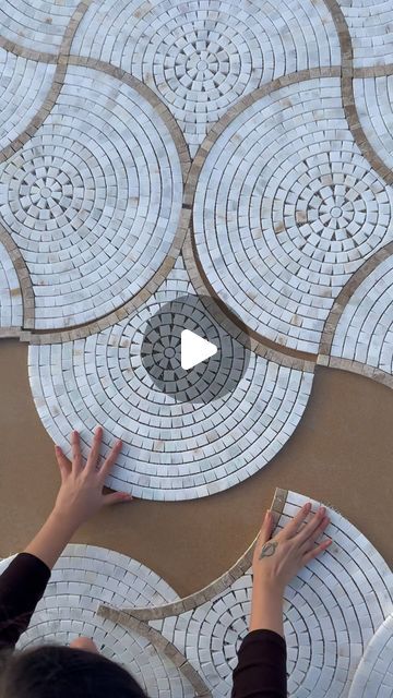 Mosaic Outdoor Floor, Mosaic Floor Tile Bathroom, Mosaic Entryway, Mosaic Tiles Kitchen Backsplash, Mosaic Bathroom Floor, Mosaic Tile Bathroom Floor, Stone Mosaic Floor, Mosaic Shower Tile, Marble Mosaic Floor