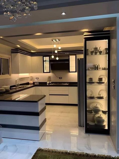 Kitchen Wardrobe Design, Desain Pantry, Interior Design Your Home, Modern Kitchen Cabinet Design, Modern Kitchen Interiors, Kitchen Interior Design Decor, Kitchen Interior Design Modern, Kitchen Design Plans, House Furniture Design