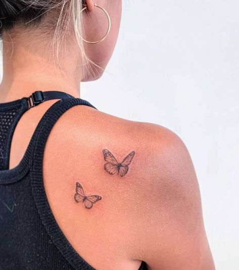 Cute Butterfly Tattoos For Women, Shoulder Butterfly Tattoo, Cute Butterfly Tattoos, Realistic Butterfly Tattoo, Butterfly Tattoo Ideas, Butterfly Tattoos On Arm, Butterfly Tattoo On Shoulder, Butterfly Tattoo Meaning, Basic Tattoos