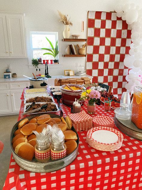 Bbq Theme Food Ideas, Backyard Bbq First Birthday Party, Red And White Bbq Decorations, Retro Bbq Party, Cookout Theme Party Backyard Bbq, Bbq Food Set Up Party Ideas, Diy Bbq Decorations, Birthday Cookout Decorations, Bbq Cookoff Decorations