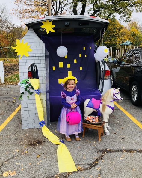 Rapunzel Trunk Or Treat Ideas For Cars, Trunk Or Treat Tangled, Tangled Theme Trunk Or Treat, Rapunzel Castle Diy, Castle Themed Trunk Or Treat, Princess Castle Trunk Or Treat, Trunk Or Treat Rapunzel, Rapunzel Trunk Or Treat Ideas, Trunk Or Treat Castle Theme