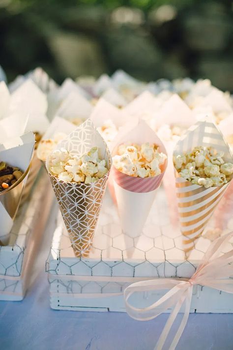 Sweet and subtle shine at this gorgeous backyard wedding Wedding Sweet And Salty Bar, Sweet Bar Ideas, Sweet Bar Wedding, Ideas De Candy Bar, Candy Bar Desserts, Dessert Buffet Ideas, Wedding Popcorn Bar, Candy Bar Ideas, Salty Bar