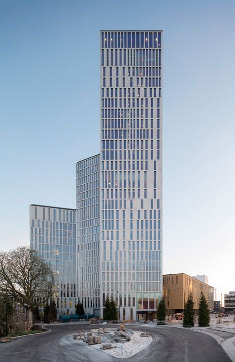 Schmidt Hammer Lassen has completed a canal-side cultural complex in Malmö, Sweden Mechanical Architecture, Facade Rendering, Vertical Facade, Parametric Facade, Facade Pattern, Hotel Facade, World Architecture Festival, Metal Facade, High Building