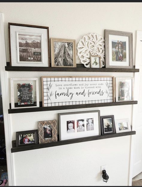 Picture Ledge Layout Living Room, Photos On Shelf, Picture Ledge Layout, Rail Decor, Family Command Center Wall, Displaying Family Pictures, Tv Picture, Layout Living Room, Fort Drum