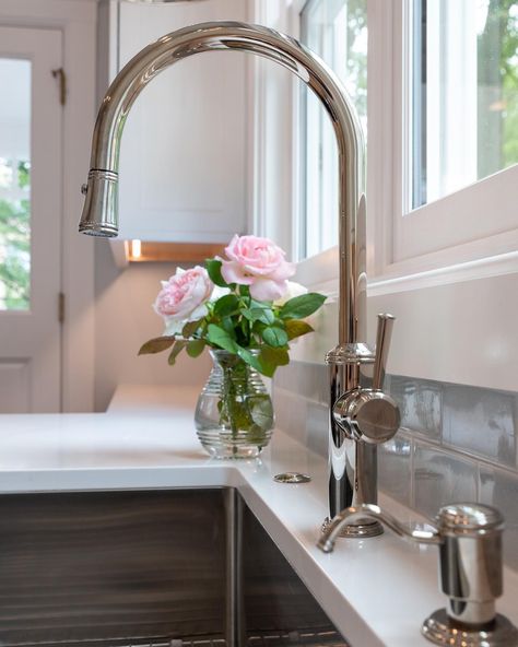 Brizo Odin Kitchen Faucet, Satin Nickel Kitchen Faucet, Touchless Faucet Kitchen, Facets For Kitchen, Classic Kitchen Faucet, Silver Faucet Kitchen, Modern Farmhouse Kitchen Faucet, Farmhouse Kitchen Faucet Ideas, Silver Kitchen Faucet