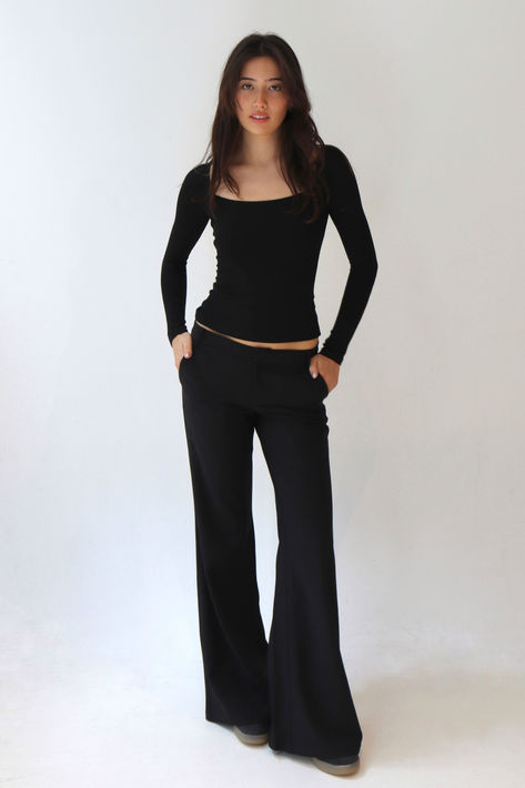 Wide leg straight-fit low rise trousers Low Trousers Outfit, Low Waisted Suit Pants Outfit, Black Low Waisted Pants, Black Dress Pants Aesthetic, Dress Over Trousers Outfit, Low Wasted Pants, Low Waist Tailored Pants, Black Pants Low Waist, Stylish Comfortable Outfits