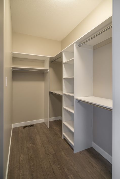 Small Master Closet, Remodel Closet, Decor Closet, Organizing Walk In Closet, Master Closet Design, Small Walk In Closet, Master Closet Organization, Closet Redo, Walking Closet