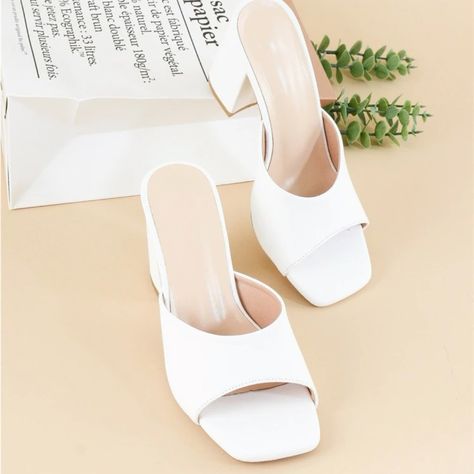 Cute White Minimalist Heels With Low Platform, Super Comfortable, Feux Leather With A Super Supple Feeling White Mules Heels, White Chunky Sandals, Beige Sandals Heels, Mules Outfit, Sandals Shein, Summer Sandals Heels, Shoes Fashion Photography, Heeled Mule, Platform Heels Boots