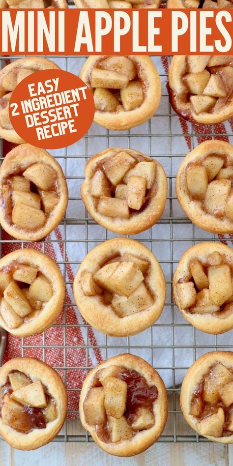 baked mini apple pies on wire rack Mini Apple Pies Easy, Crescent Roll Apple Pie, Pie Filling Desserts, Individual Apple Pies, Mini Muffin Tin Recipes, Mini Apple Pie Recipe, Apple Pie Muffins, Apple Pie Filling Recipes, Apple Pie Recipe Easy