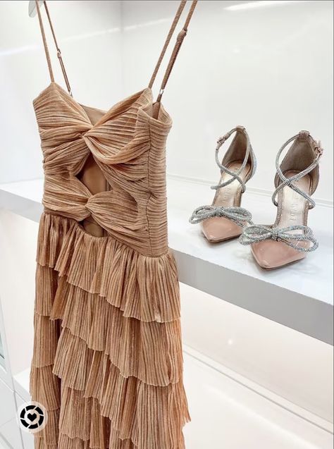 ✨ Gianni Bini Grace Metallic Plisse Sweetheart Neck Cut-Out Tiered Dress✨ | Wedding Guest | Metallic | Formal | Country Concert | Taylor Swift Outfit | Summer Dress | Gown | Wedding | Bridesmaid Dress | Follow my shop @Recycled_Roses on the @shop.LTK app to shop this post and get my exclusive app-only content! #liketkit #LTKFind #LTKwedding #LTKSeasonal @shop.ltk https://liketk.it/4c2zR Greek Dress Goddesses, Chic Prom Dresses, Neutral Bridesmaid Dresses, Ruffle Prom Dress, Blue Long Sleeve Dress, Taylor Swift Outfits, Guest Attire, Wedding Attire Guest, Summer Dress Outfits