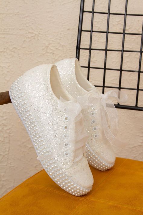 Winter Wedding Flat Shoes, Sparkly White Sneakers, Brides Sneakers Wedding, Comfy Wedding Shoes Sneakers & Athletic, Brides Shoes Comfortable, White Wedding Sneakers Women, Elegant Wedding Shoes Brides Flat, Wedding Sneakers For Bride Converse, Wedding Tennis Shoes Brides