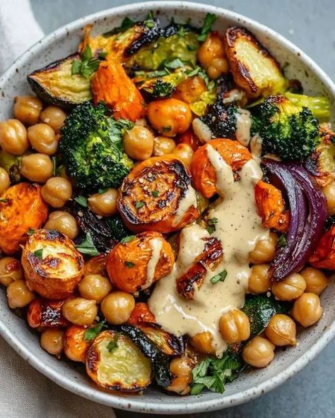 Roasted Veggie & Chickpea Bowls with Maple Dijon Tahini Dressing - Miarecipes Chickpea Bowls, Jamie Oliver Recipes, Veggie Bowl, Tahini Dressing, Fun Easy Recipes, Broccoli Florets, Mediterranean Diet Recipes, Roasted Veggies, Brussels Sprouts