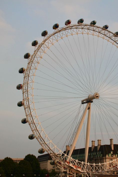 Explore the Thames River Banks in London UK through this 24 hour travel guide | London Eye Thames River London, Walking Guide, Thames River, Aesthetic London, Dreamy Places, London Dreams, Westminster London, Travel Guide London, Soho London