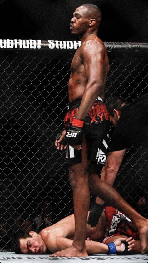 Jon Bones Jones, Jones Ufc, Jon Jones Ufc, Jon Bones, Boxer Aesthetic, Ufc Poster, Boxing Images, Ufc Boxing, Boxing Posters