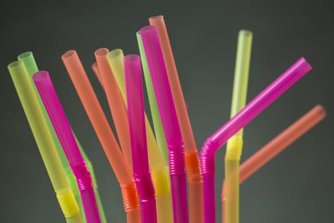 Plastic straws create litter and often end up in the stomachs of wild animals — but the group Last Plastic Straw has an easy solution. Leon, Garbage Pollution, Can Jam, Eco Friendly Cleaning Products, Pick Up Trash, The Last Straw, Plastic Cutlery, Plastic Items, Tree Hugger