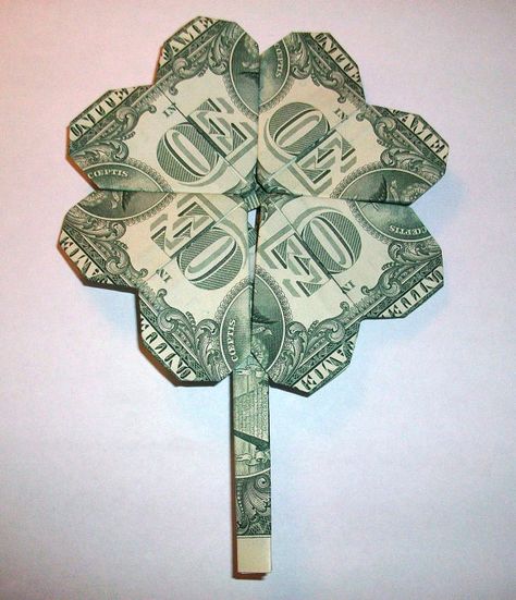 4-LEAF CLOVER - Money Origami - Dollar Bill Art Dollar Bill Art, Easy Money Origami, Holiday Origami, Money Creation, Folding Money, Origami Paper Folding, Dollar Origami, Dollar Bill Origami, Money Flowers