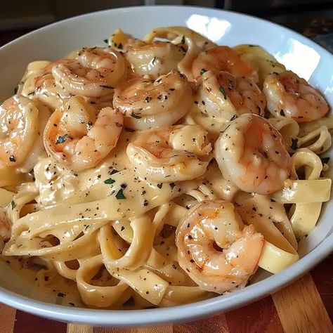 White Pasta Recipes, Luxury Meals, Shrimp Fettuccine, Creamy Shrimp, Creamy Pasta Recipes, Fettuccine Pasta, Healthy Pasta, Homemade Alfredo, Best Pasta Recipes