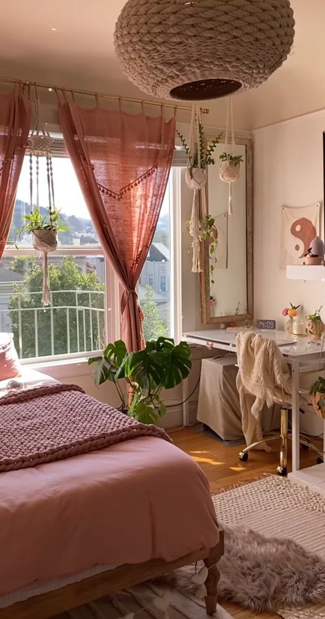 @danniellajoy on ig Pink Green Room Bedrooms, 4x6 Rug Bedroom, Cute And Cozy Bedroom Ideas, Dusty Rose Room Aesthetic, Pink And Green Earthy Bedroom, Pink Boho Bedroom Aesthetic, Earthy Pink Room, Studio Apartment Ideas Pink, Pink Boho Room Aesthetic