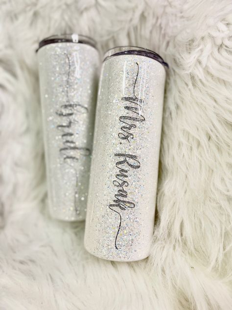 Personalized bridal tumbler! Perfect for the Bride to Be, just married, or wedding gift! Beautiful white with silver peekaboo tumbler personalized with name! Various sizes available! Tumbler is double walled, vacuum insulated, and BPA free. Straw included. Bridal Tumbler Ideas, Mrs Tumbler, Bride To Be Tumbler Ideas, Bridal Tumbler Cups, Bride Tumbler Cup, Bridal Wine Tumbler, Bride Tumbler, Bridal Shower Inspo, Cute Cups