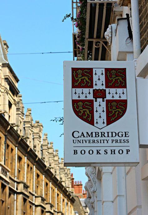 Cambridge Book, Cambridge London, University Inspiration, English Culture, Day Trip From London, College Vision Board, Abandoned Hotels, University Architecture, Sky Art Painting