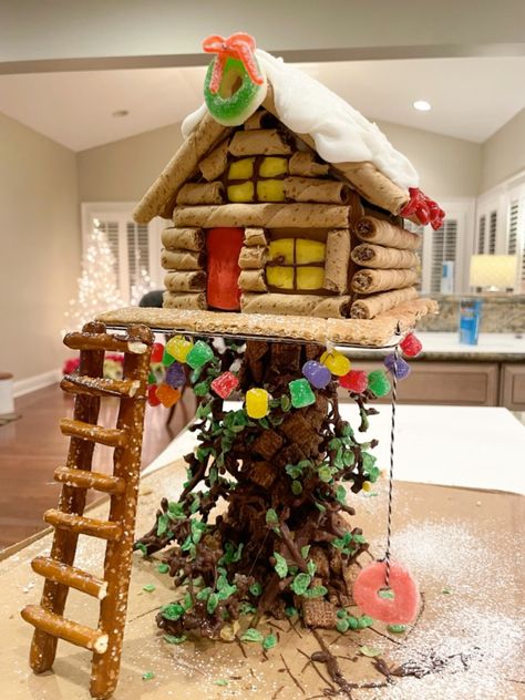 Ginger Bread Ideas Creative, Ginger Bread Ideas House, Christmas Tree Gingerbread House, Gender Bread House, Tree House Gingerbread House Ideas, Ginger Bread Contest Ideas, Ginger Bread Competition Ideas, Christmas Ginger Bread House Ideas, Creative Ginger Bread Houses