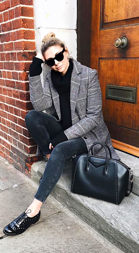 Black Oxfords Outfit, Grey Blazer Outfit Women, Oxford Outfits Women, Black Oxford Shoes Outfit, Oxford Shoes Outfit Women's, Women Oxford Shoes Outfit, Brogues Outfit, Oxfords Outfit, Oxford Shoes Outfit