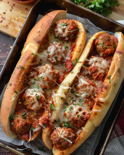 Just made these delicious Beef Meatball Subs! They're loaded with homemade beef meatballs and topped with marinara and lots of cheese! Meatball Sub, Meatball Subs, Healthy Food Dishes, Food Babe, Food Therapy, Yummy Comfort Food, Food Recepie, Julia Child, Food Obsession