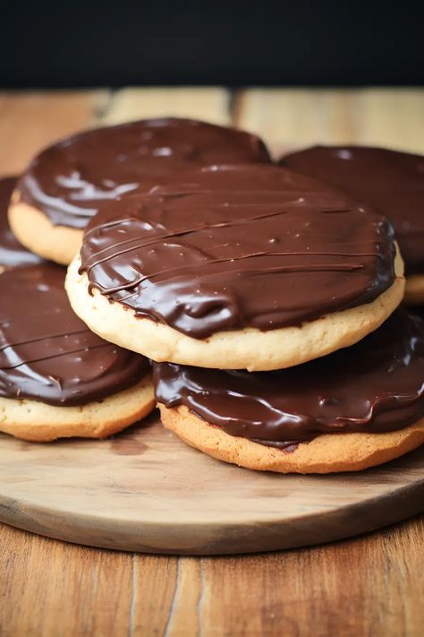 Homemade Baltimore Berger Cookies - That Oven Feelin Berger Cookies, Burger Cookies, American Desserts, Biscotti Recipe, Pure Vanilla, Cookies Chocolate, Chocolate Icing, Brownie Bar, Premium Ingredients