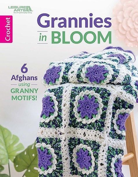 Swedish Weaving Patterns, Easy Beginner Crochet Patterns, Crochet Garden, Crochet Granny Square Blanket, Vintage Crochet Pattern, Crochet Square Patterns, Leisure Arts, Granny Squares Pattern, Granny Square Crochet Pattern