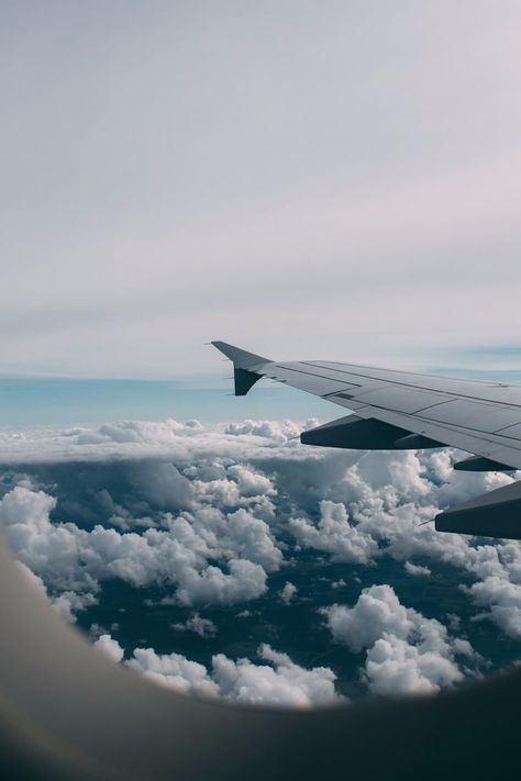 Wallpaper Travel, Plane Window, Airplane Window, The Wing, Above The Clouds, Sky Aesthetic, Blue Aesthetic, Aesthetic Backgrounds, Diy Halloween