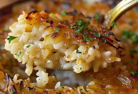 French Onion Soup Rice Recipe, French Onion Soup Rice, Onion Soup Rice, Savoury Rice Recipe, Crab Feed, Meat Church, Onion Rice, Classic French Onion Soup, Soup Rice