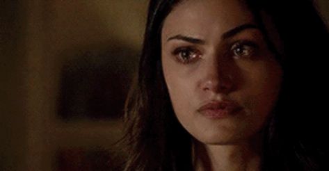 Nina was always easy on the eyes but she covered her body with baggy … #fanfiction #Fanfiction #amreading #books #wattpad Hailey Marshall, Phoebe Tonkin Gif, Jason Dilaurentis, Hayley The Originals, Crying Gif, James Dashner, Scream 6, Derek Hale, Original Vampire