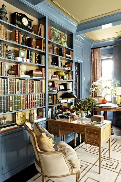 Home Library Design Ideas, Library Shelves, Home Library Design, Home Libraries, New York Apartment, Library Design, Blue Rooms, Chesterfield Sofa, A Desk