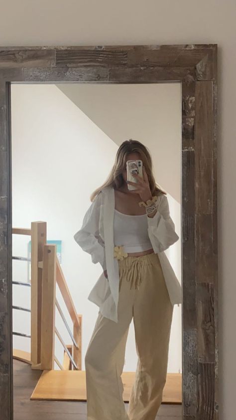 summer outfit, outfit for summer, summer 2023, summer aesthetic, outfit 2023, linen pants, beige linen pants, linen trousers, linen pants outfit aesthetic, sun, beige outfit, white shirt, comfy outfit Linen Pants Long Sleeve Shirt, Outfits With Tan Flowy Pants, Linen Cream Pants Outfit, Khaki Loose Pants Outfit, Beige Summer Pants Outfit, Beige Trousers Summer Outfit, White And Beige Summer Outfit, Long Pant Summer Outfits, Light Beige Linen Pants Outfit