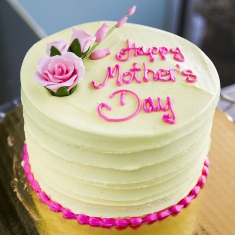 Buy Mother's Day Cakes online at #KalpaFloris with reasonable prices. Send delicious #cakes for you Mother with home delivery to anywhere in #India.  Shop Now at : http://www.kalpaflorist.com/product-category/send-cakes-for-mothers-day-online/  #Contact : +91 - 92168 - 50252  #POWERED BY #KALPAGROUP  #mothersdaycakesideas #mothersdaycakesonline #mothersdaycakesdelivered #amothersdaycake #orderamothersdaycake #mothersdaycakesbuy #mothersdaycakedesign #mothersdaycakebouquet #mothersdaycakebakery Best Birthday Cake Designs, Kitchen Princess, Simple Birthday Cake Designs, Mothers Day Cakes Designs, Red Birthday Cakes, Roses Cake, Succulent Cake, Birthday Cake For Mom, Fondant Cake Designs